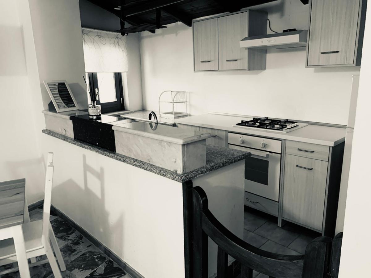 Residence R&B Tyrrhenum Монте ди Прочида Екстериор снимка