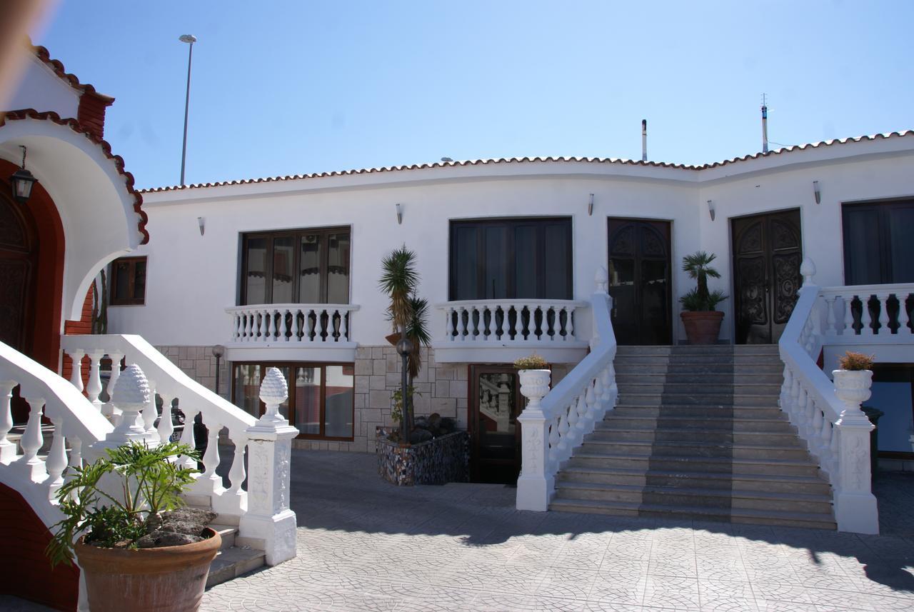 Residence R&B Tyrrhenum Монте ди Прочида Екстериор снимка