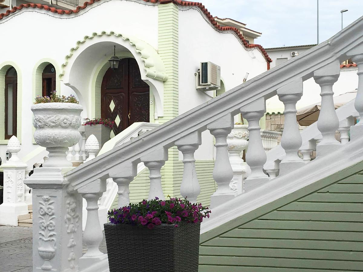Residence R&B Tyrrhenum Монте ди Прочида Екстериор снимка
