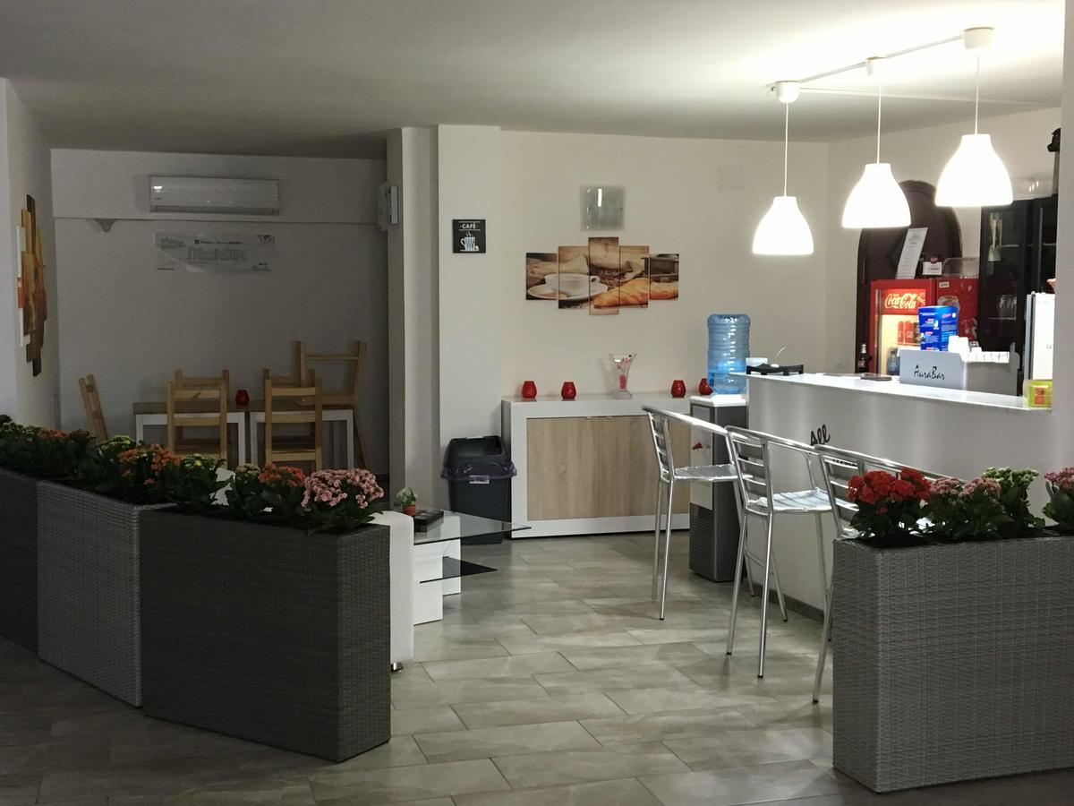 Residence R&B Tyrrhenum Монте ди Прочида Екстериор снимка